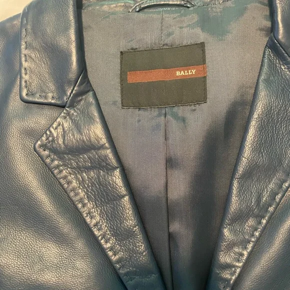 Bally women’s leather coat size 42 (US size 6) Never been worn! - Picture 4 of 9